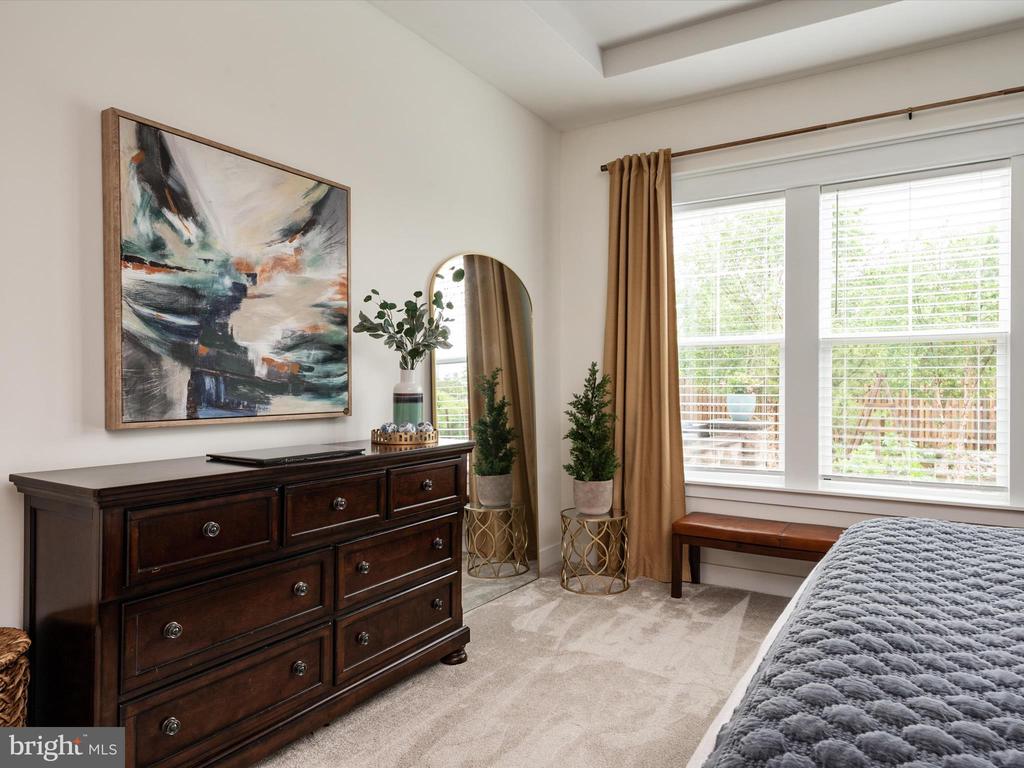 320 BAYBERRY DRIVE