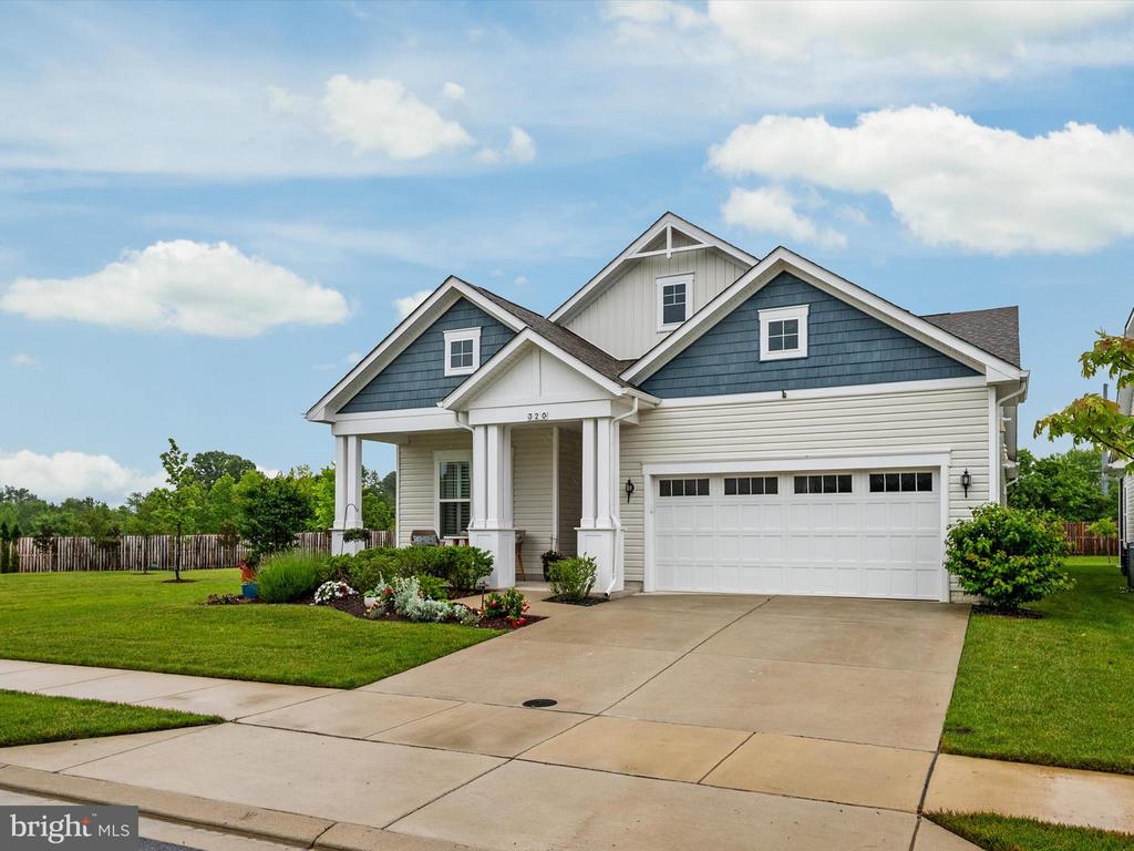 320 BAYBERRY DRIVE