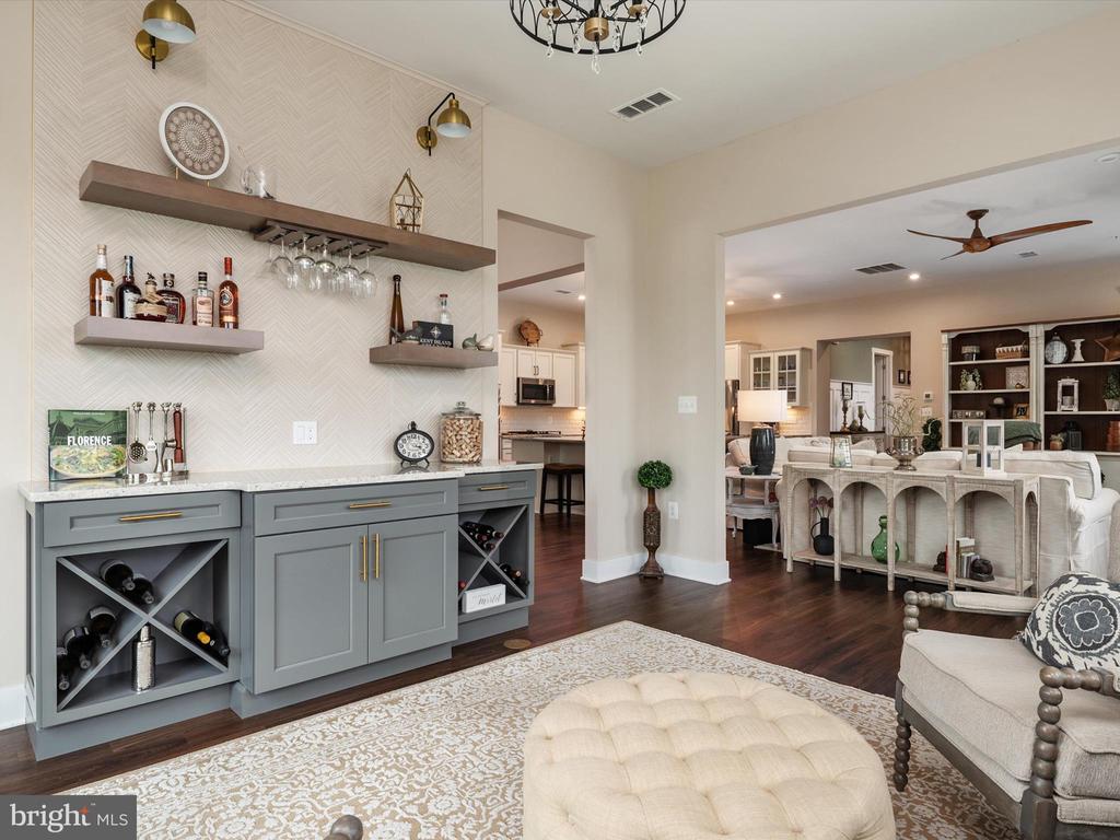 320 BAYBERRY DRIVE