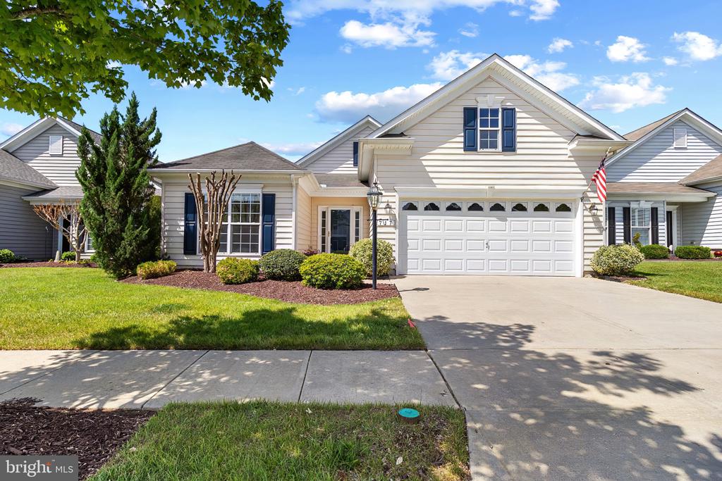 717 HARMONY WAY