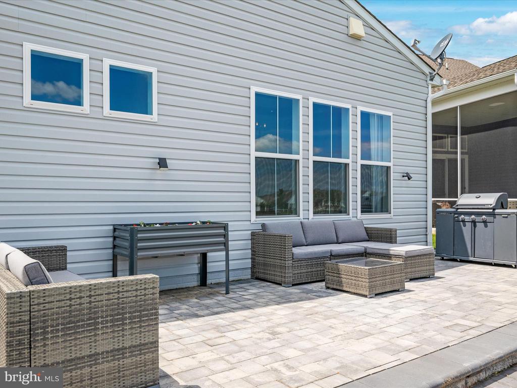 124 NIGHTHAWK DRIVE