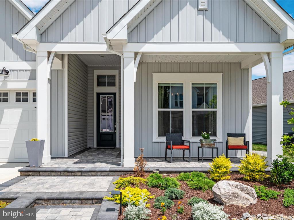 124 NIGHTHAWK DRIVE