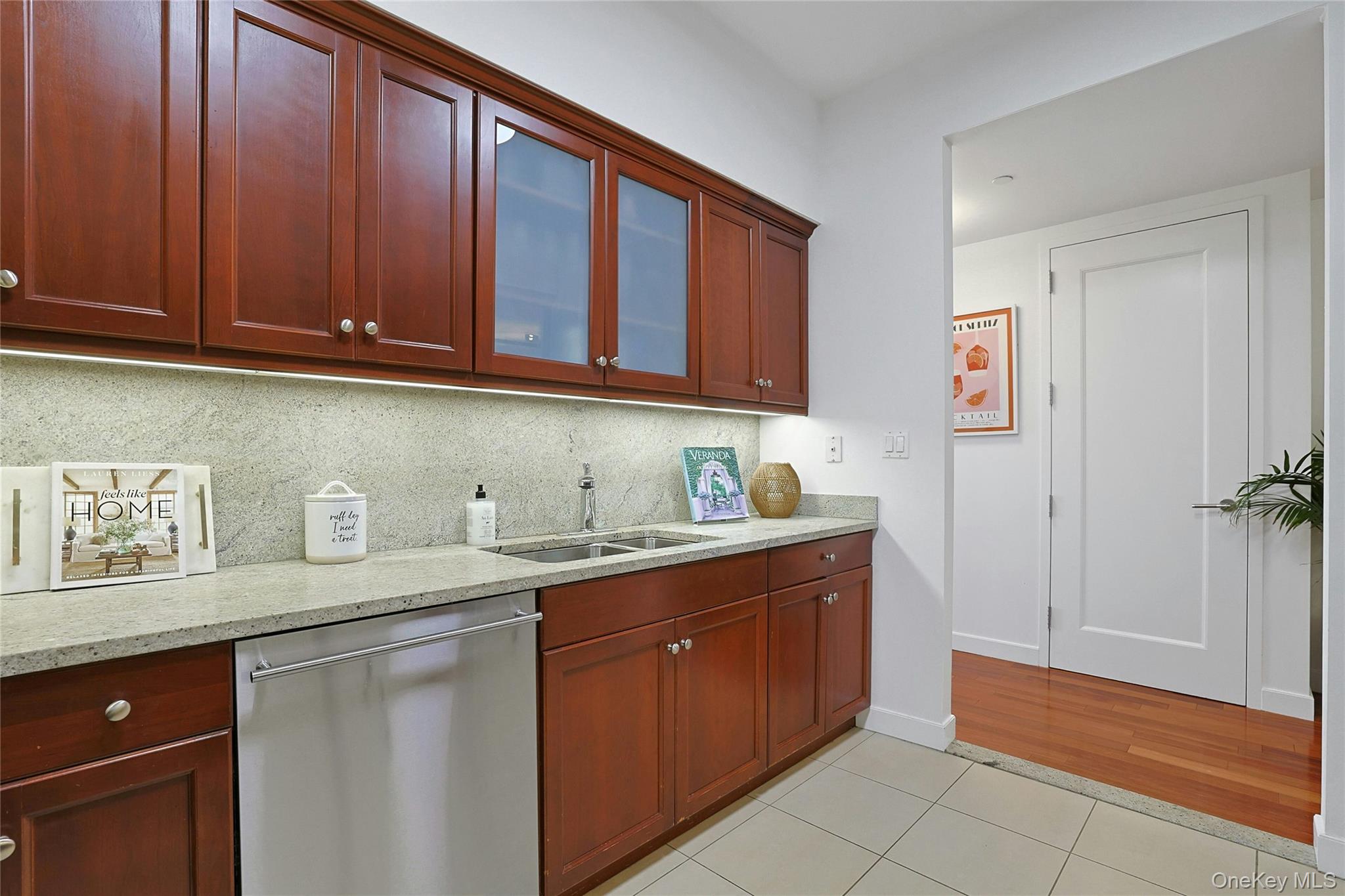 10 City Place Unit: 31F