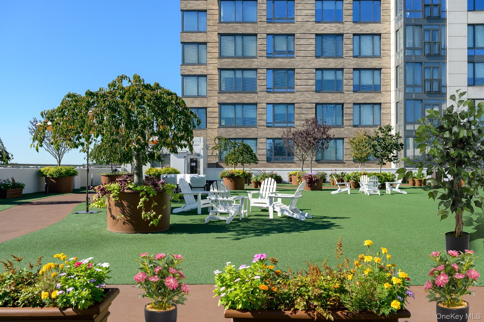 10 City Place Unit: 31F