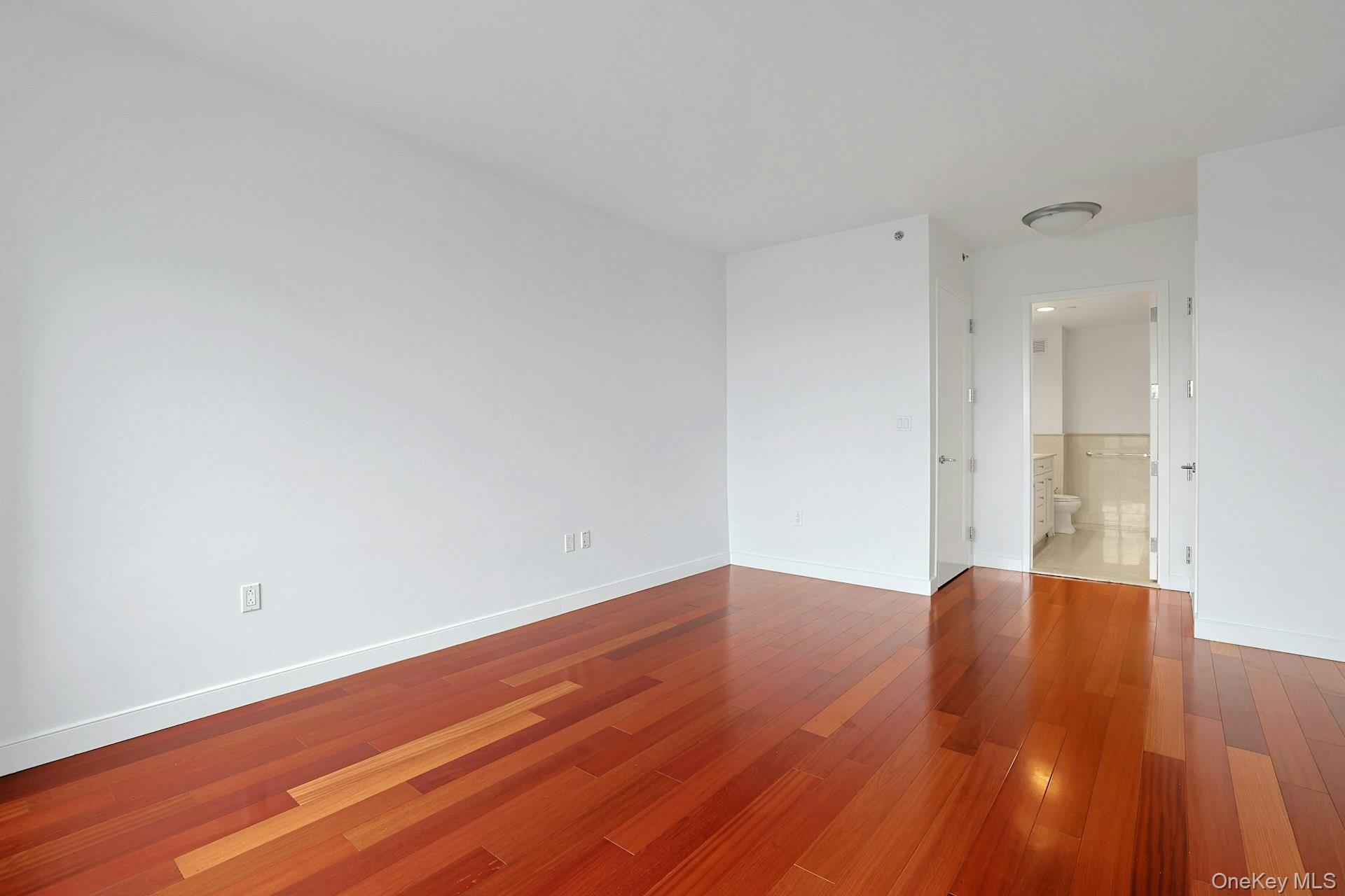 10 City Place Unit: 9G