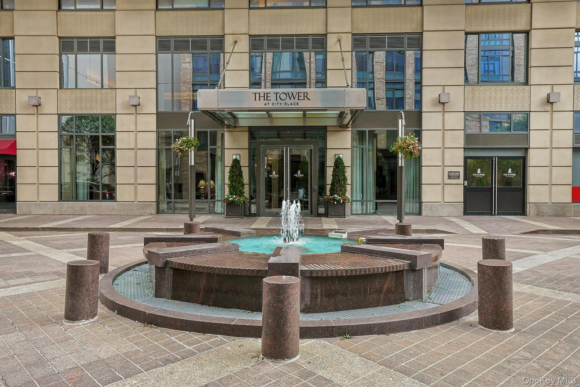 10 City Place Unit: 9G
