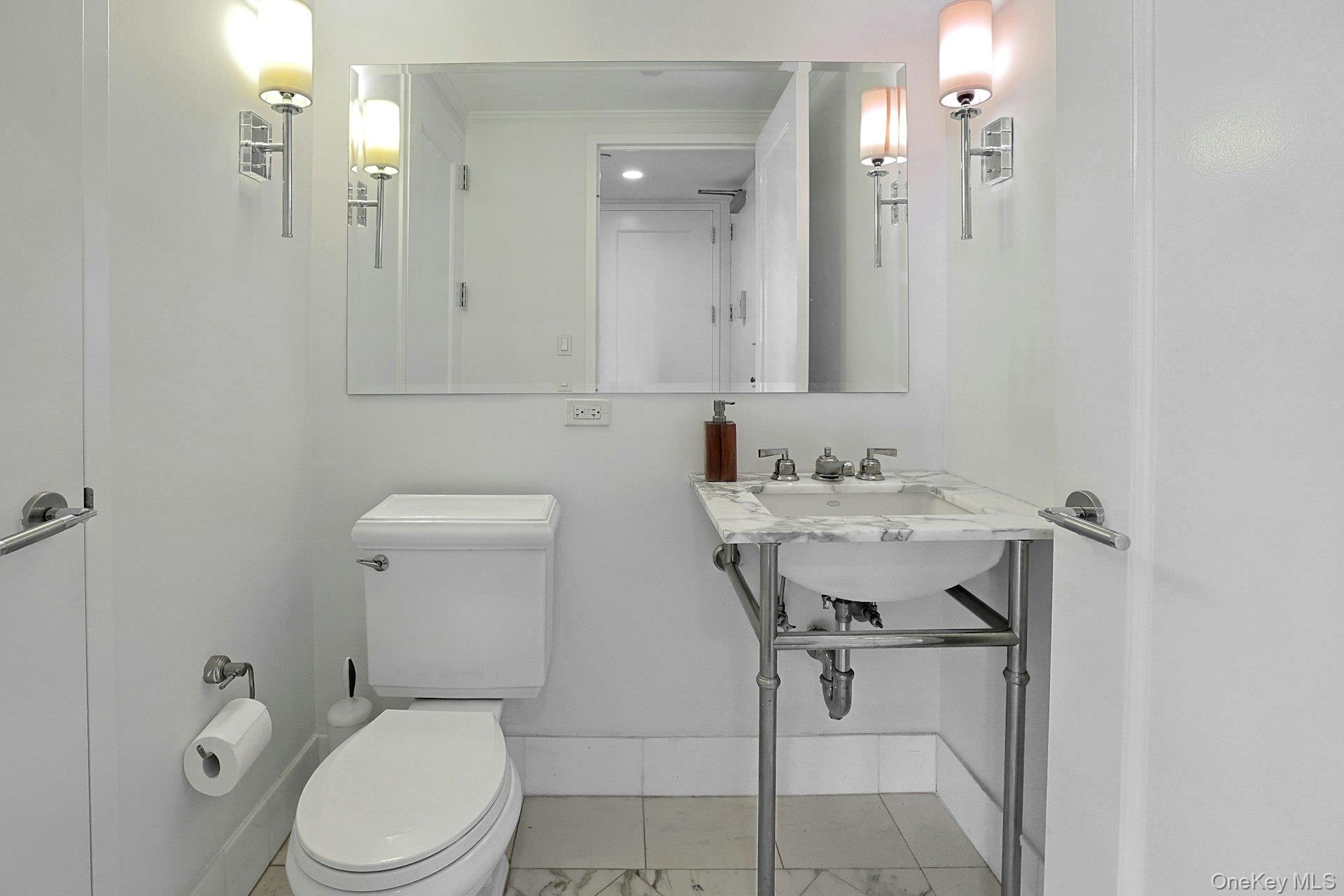 10 City Place Unit: 9G