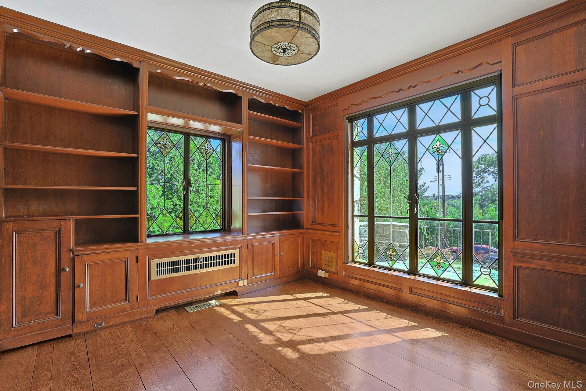 77 Deerhurst Road