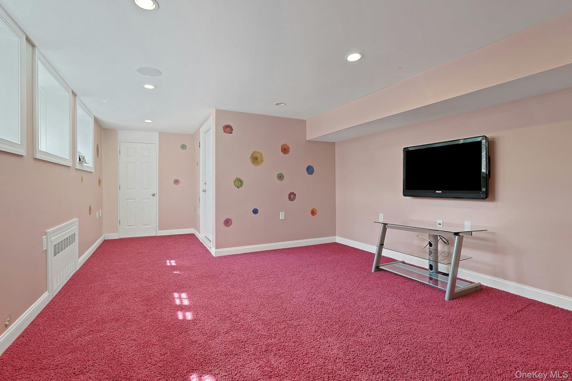 77 Deerhurst Road