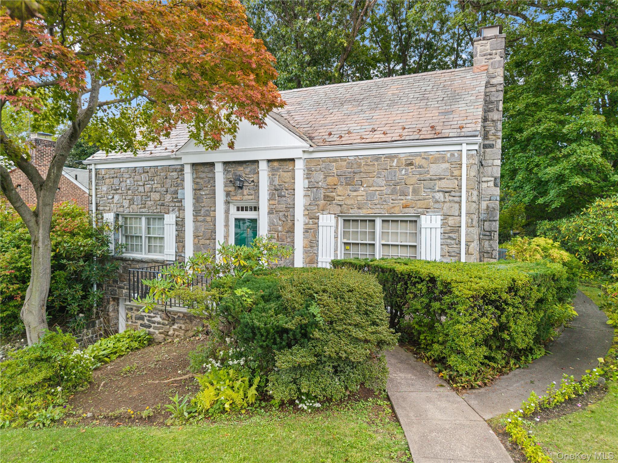 24 Aka 28 Ritchie Drive Yonkers Ny Us 10705 Key1057572