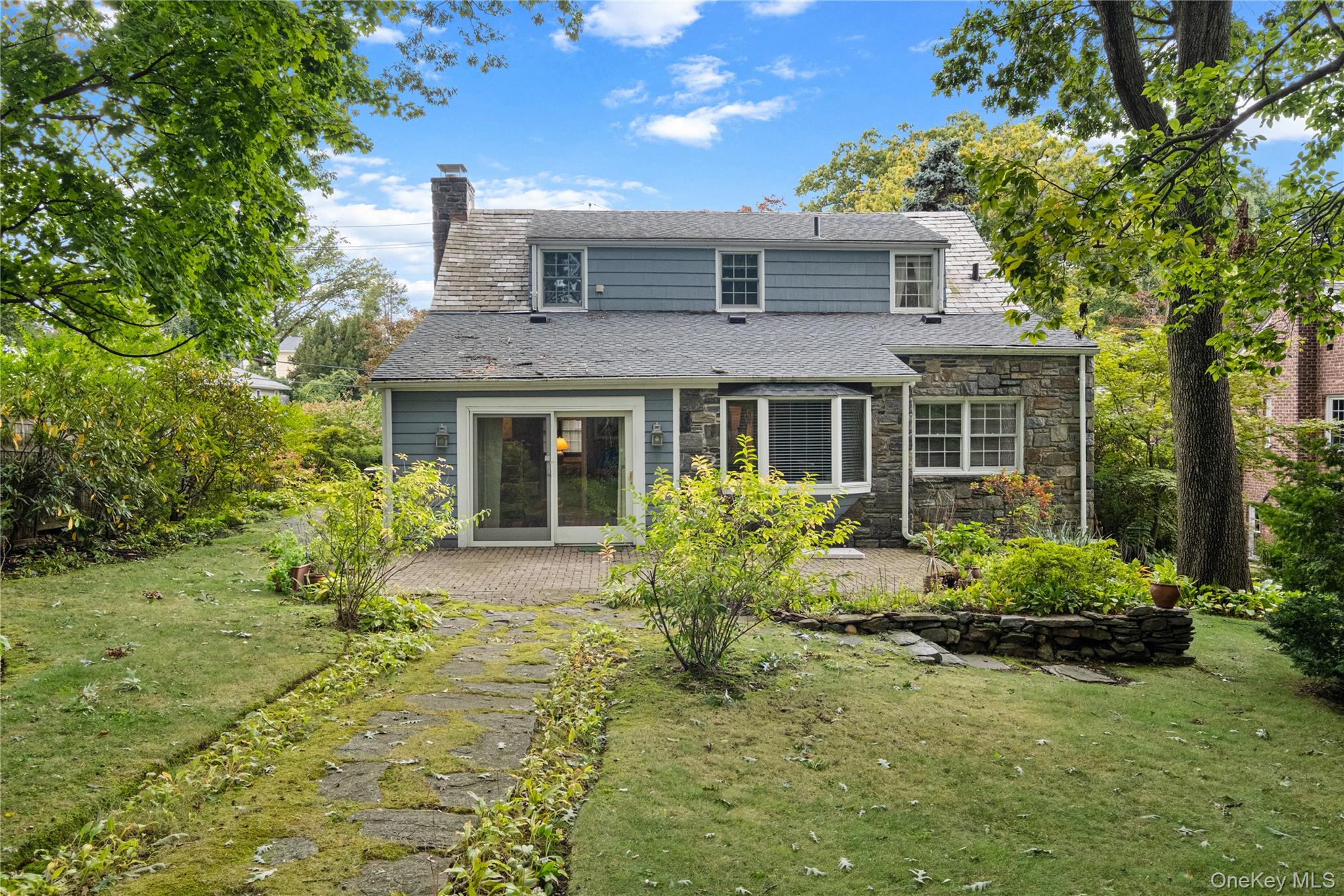 24 (aka 28) Ritchie Drive
