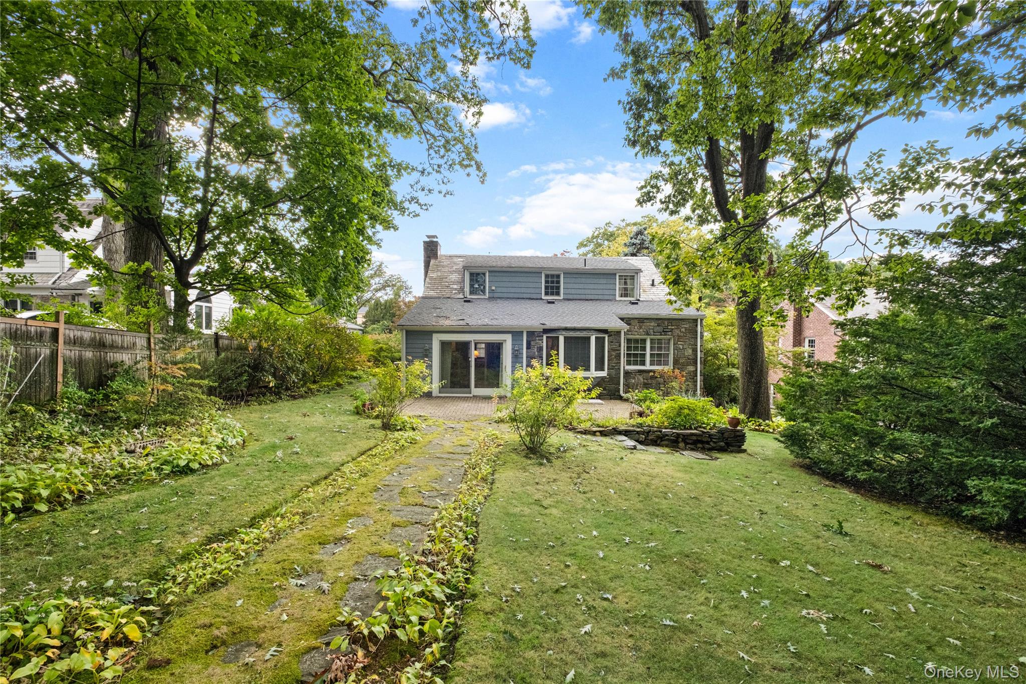 24 (aka 28) Ritchie Drive