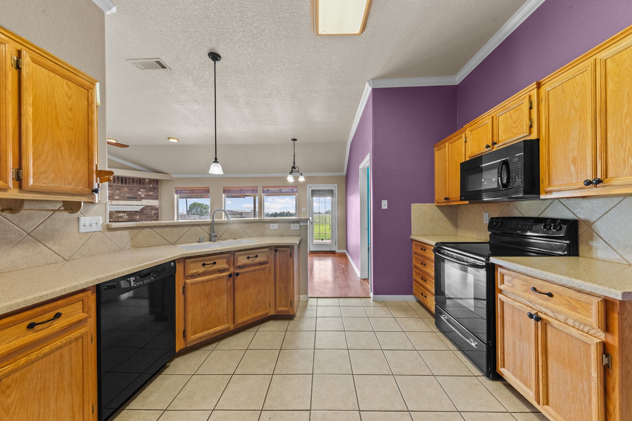 1065 W Hillyard Road