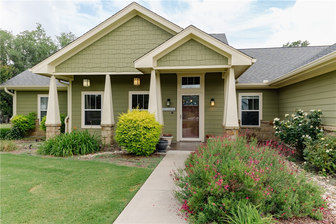 3604 Churchill Drive