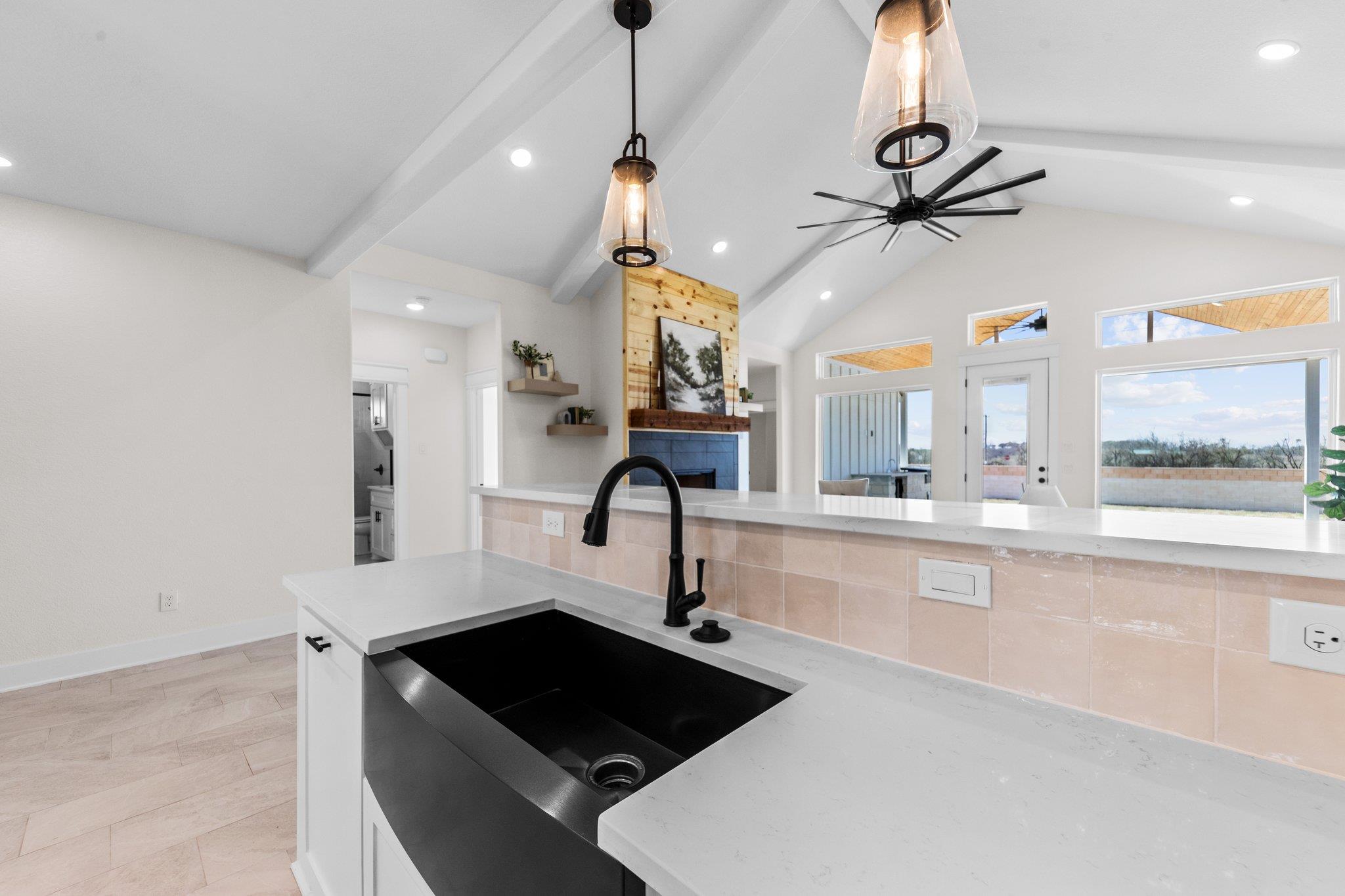 1425 King Ranch RD
