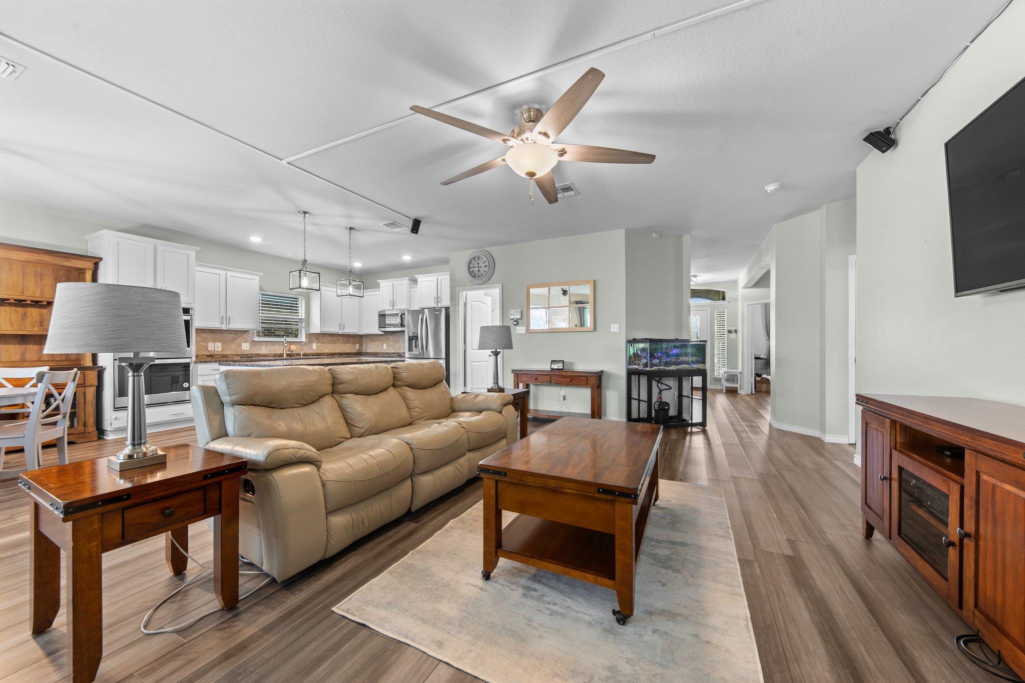 5944 Galveston RD