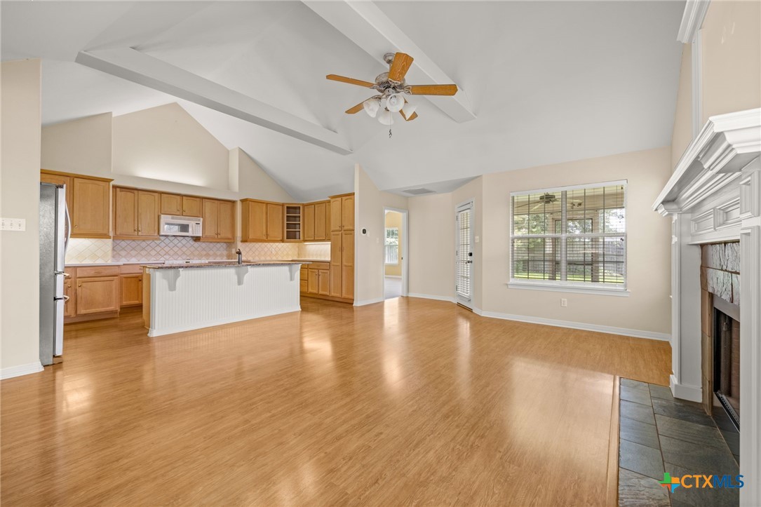 3802 Whispering Oaks