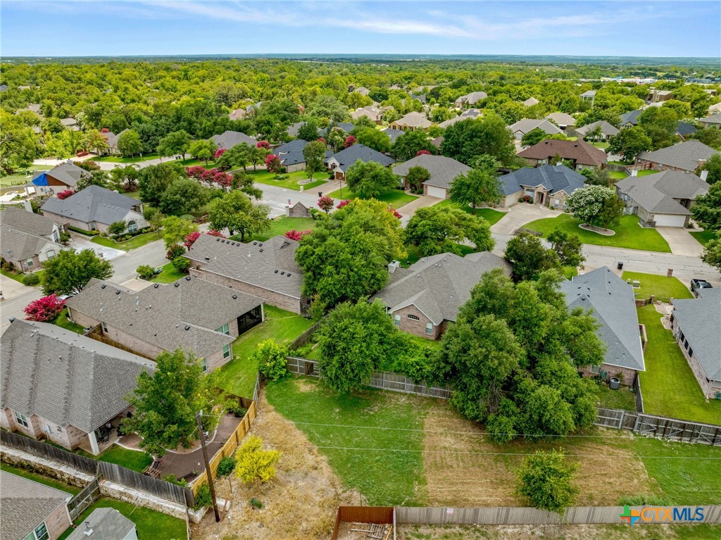 3802 Whispering Oaks