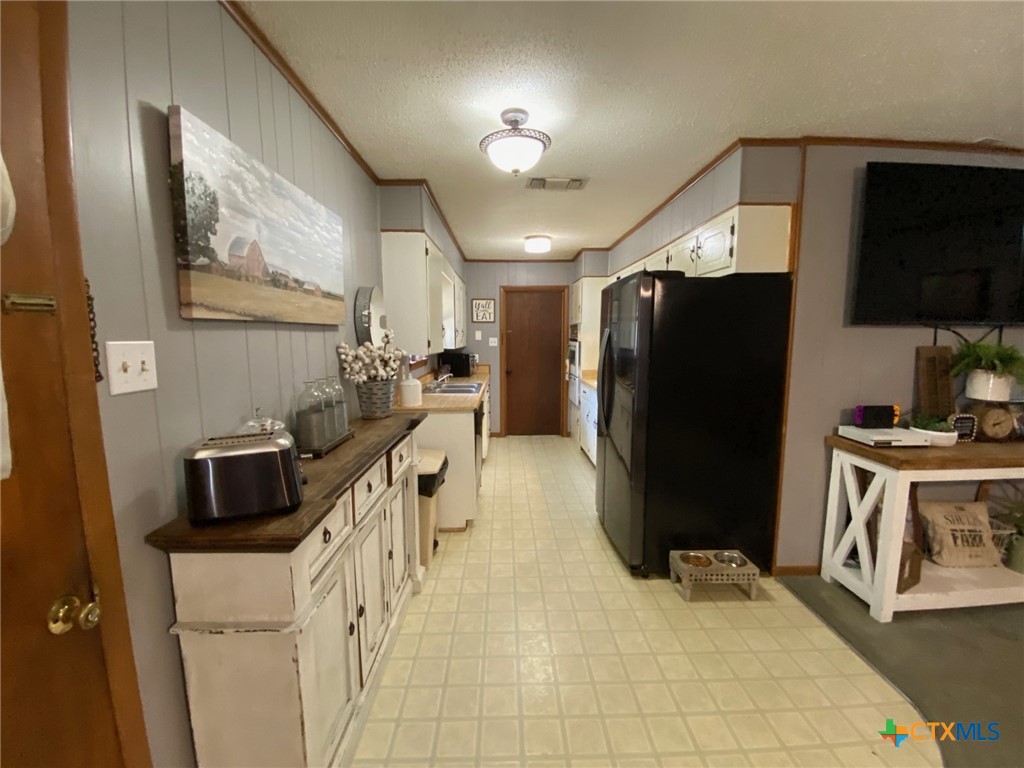 1400 Baldridge Drive