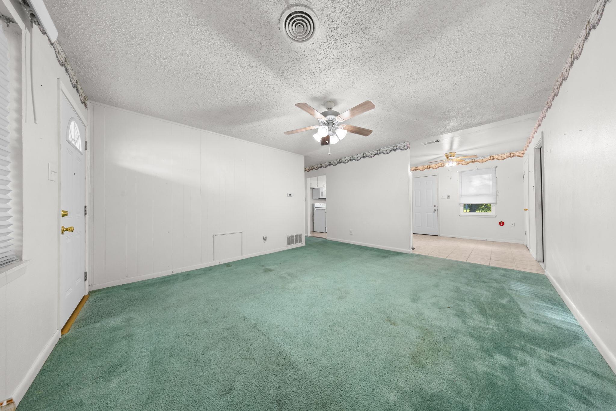 1213 Bonnie DR