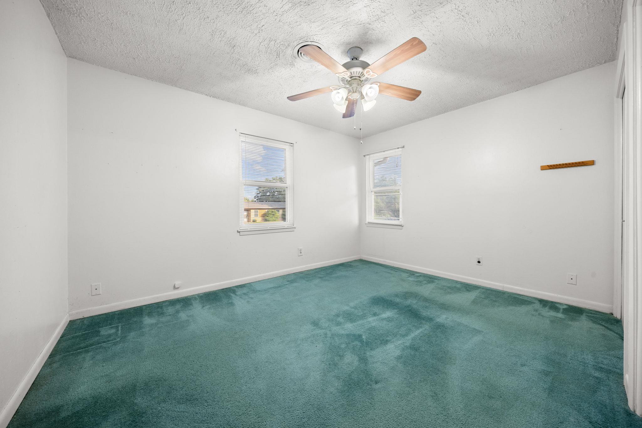1213 Bonnie DR