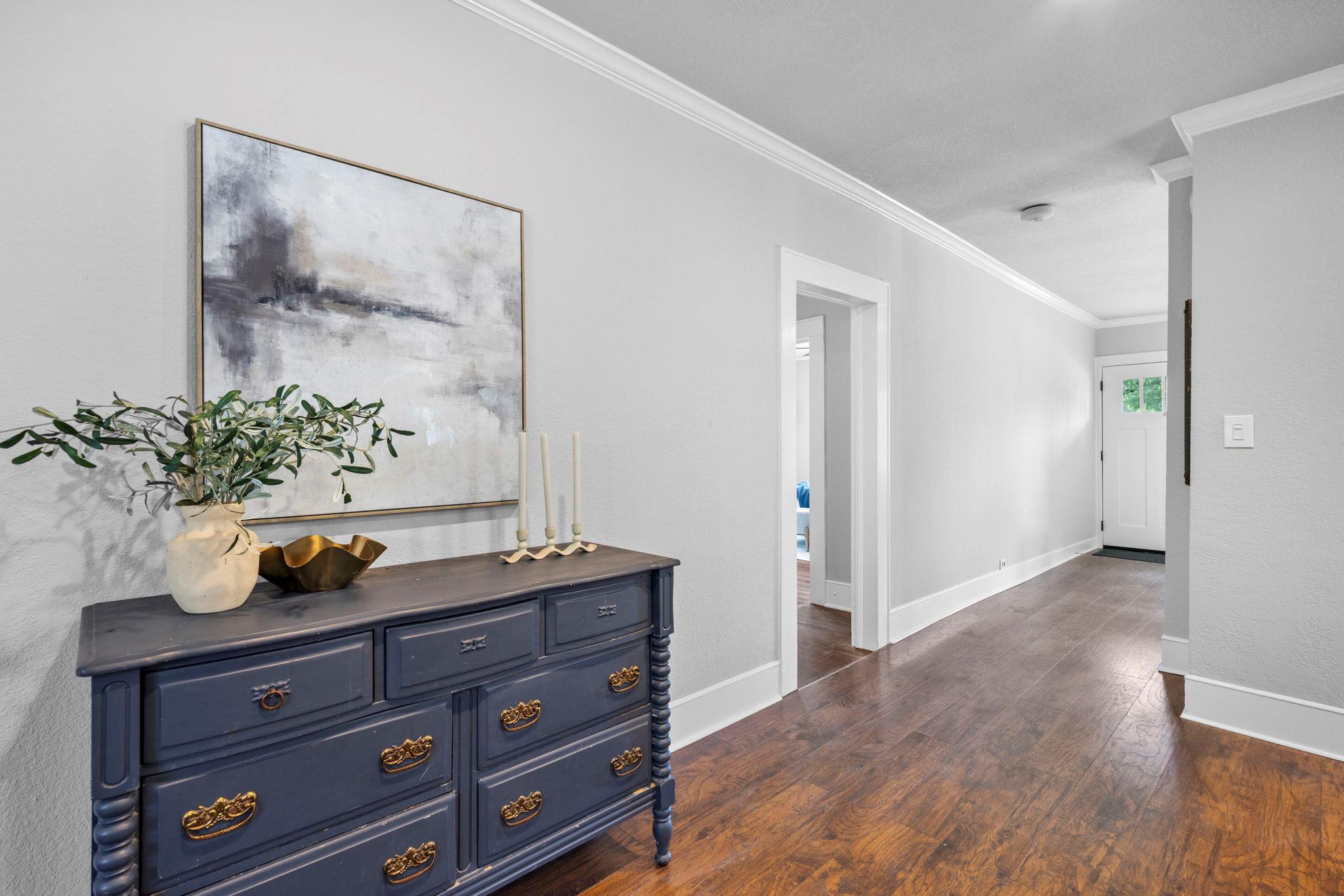 114 E 10th Ave