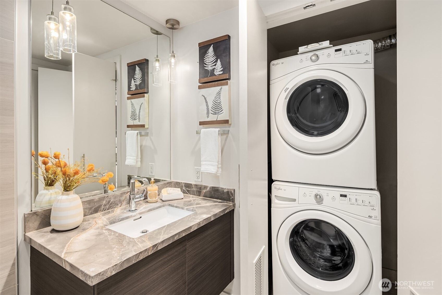 588 Bell Street Unit: 201S