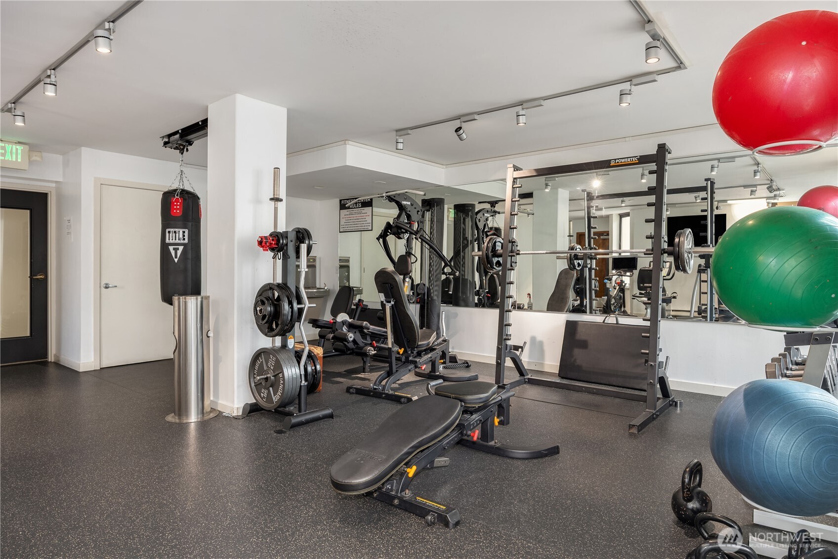 2201 3rd Avenue Unit: 801