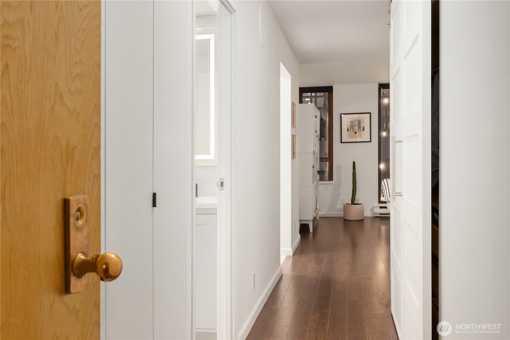2201 3rd Avenue Unit: 801