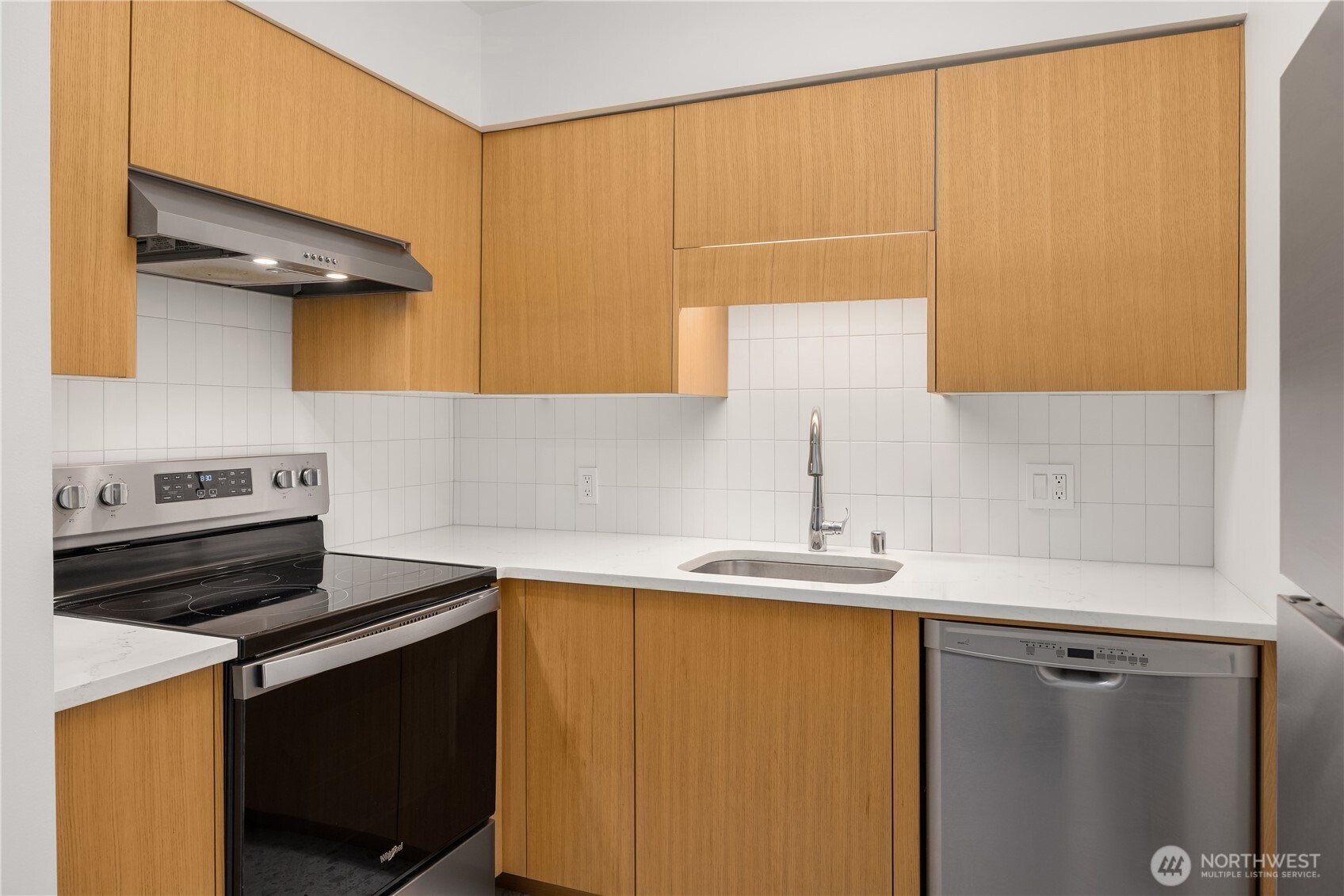 2201 3rd Avenue Unit: 801