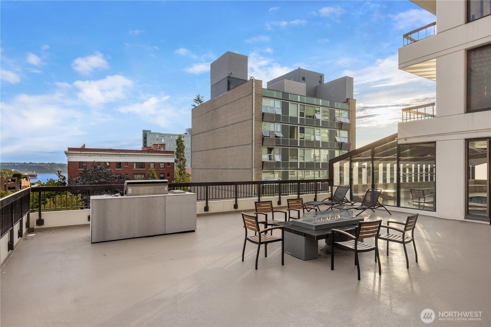 2201 3rd Avenue Unit: 801