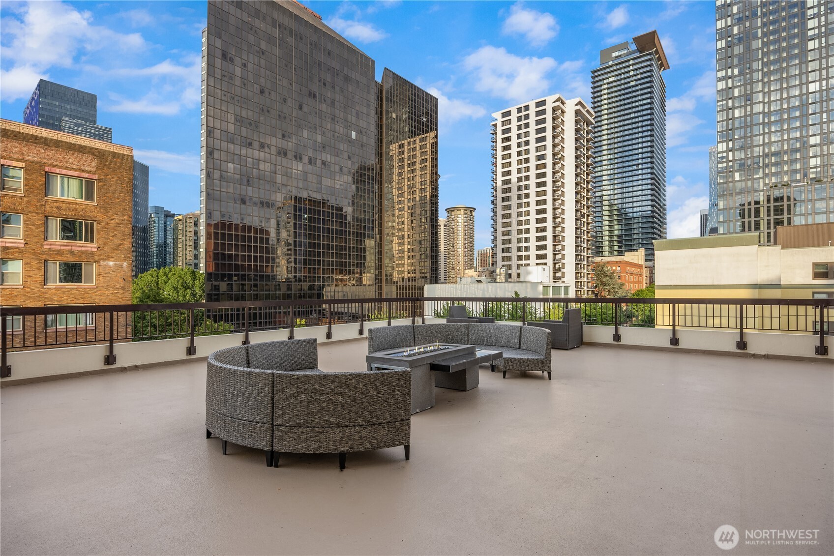 2201 3rd Avenue Unit: 801