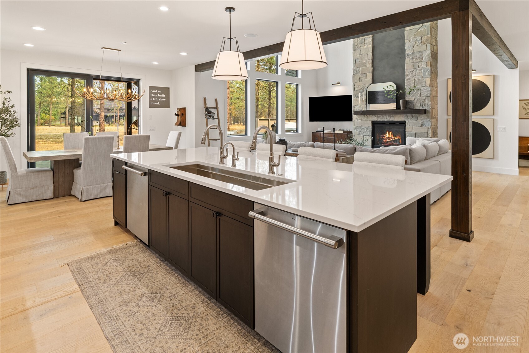 251 Southern Star Lane