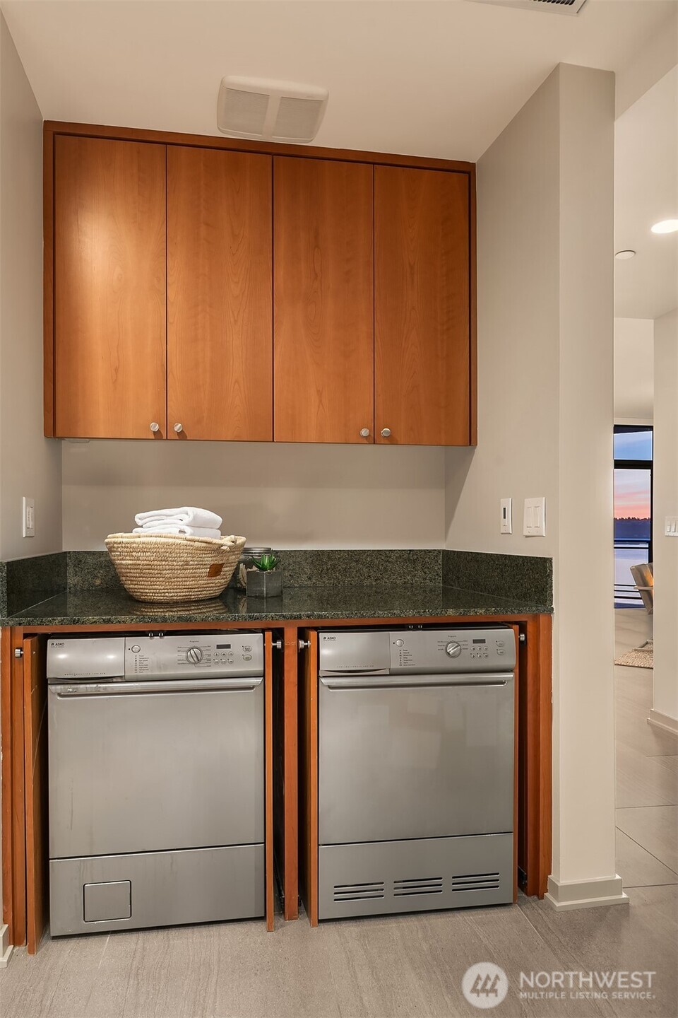 1000 1st Avenue Unit: 1901