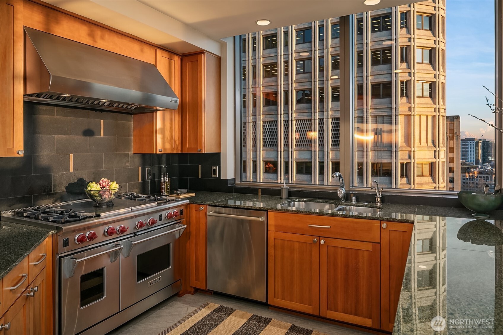 1000 1st Avenue Unit: 1901