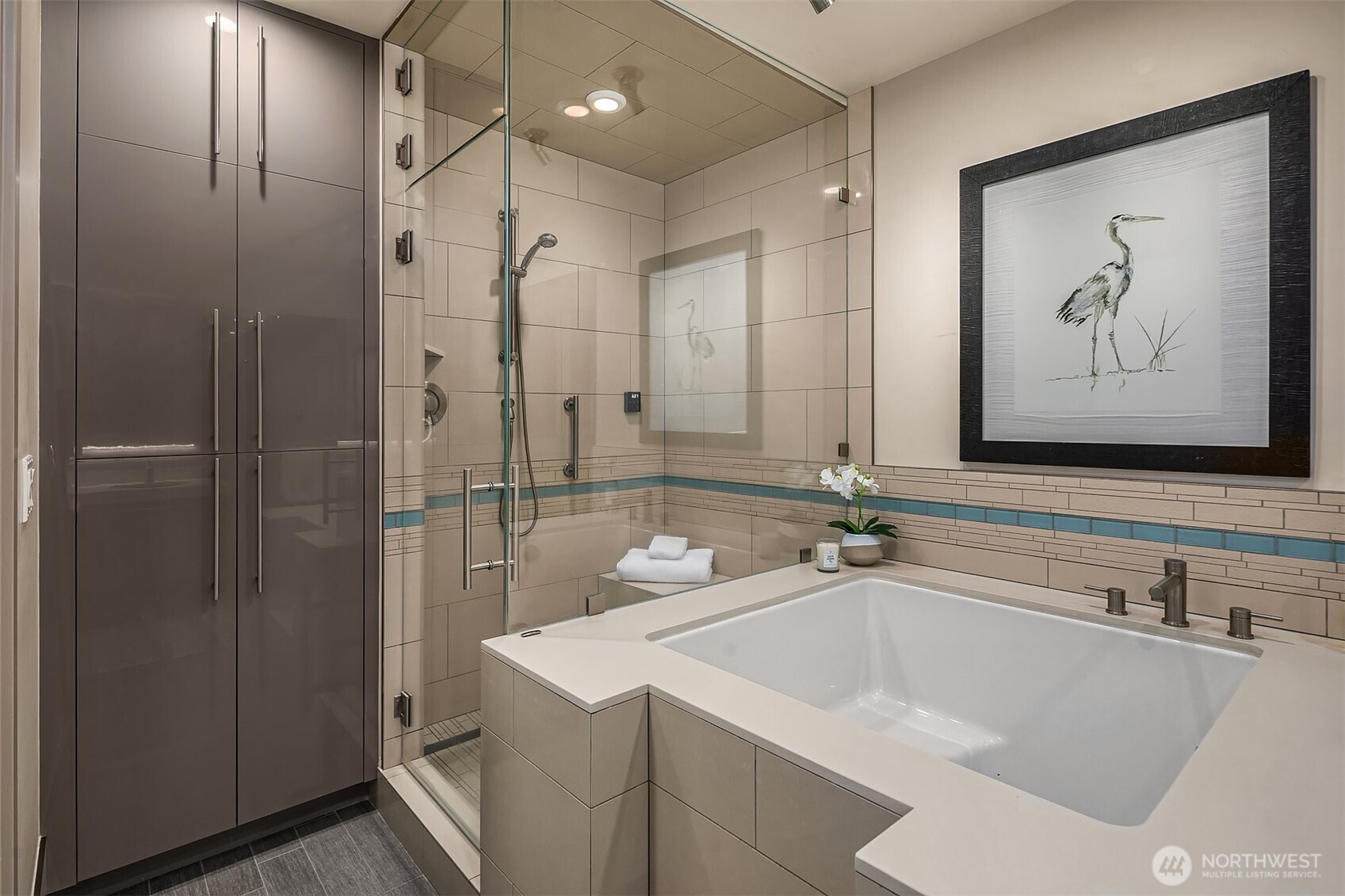 1000 1st Avenue Unit: 1901