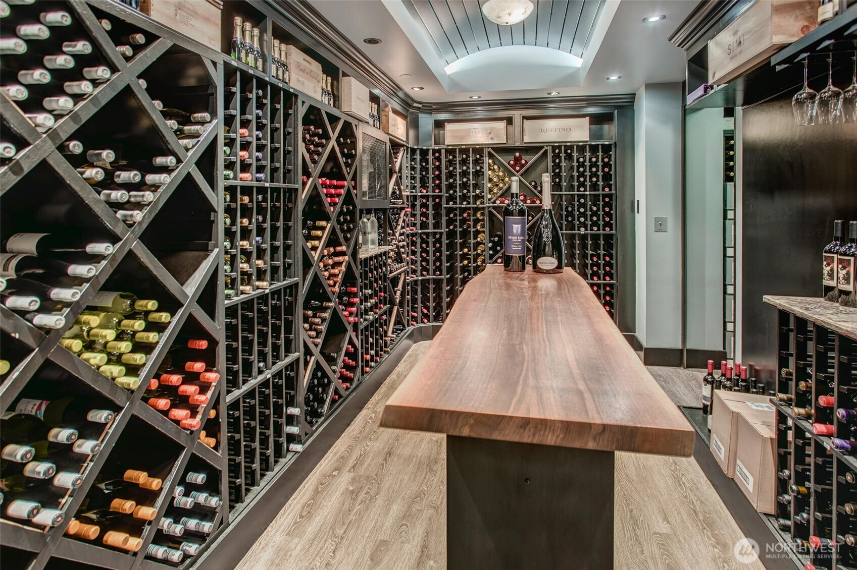 1000 1st Avenue Unit: 1901