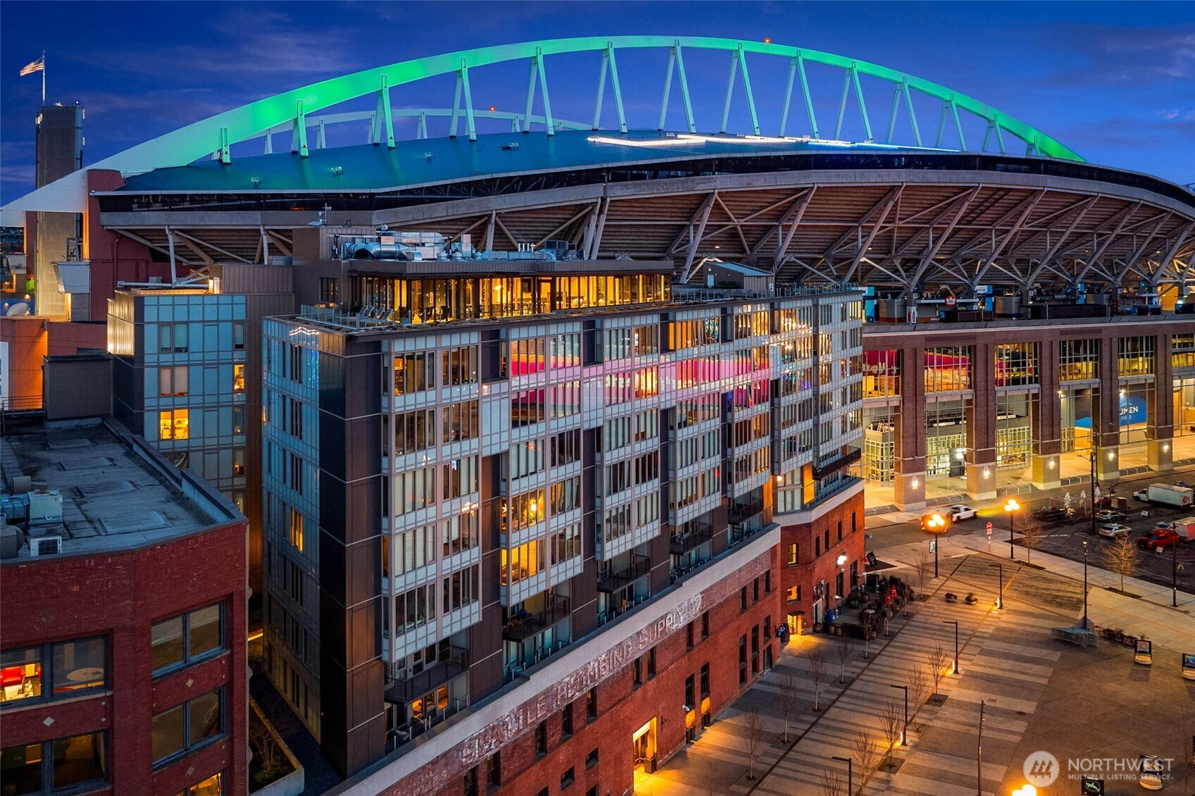 590 1st Avenue S Unit: 702