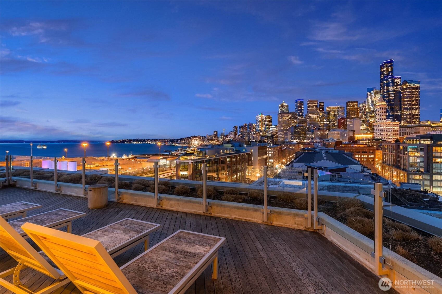 590 1st Avenue S Unit: 702