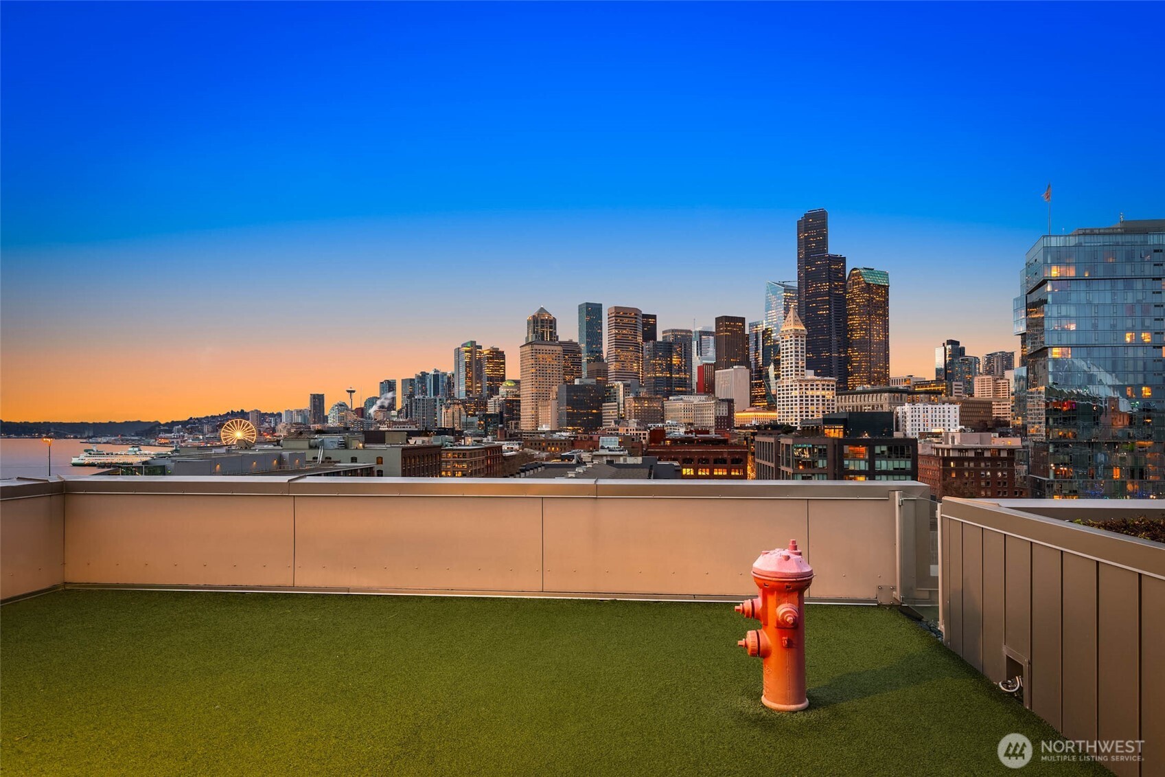 590 1st Avenue S Unit: 702