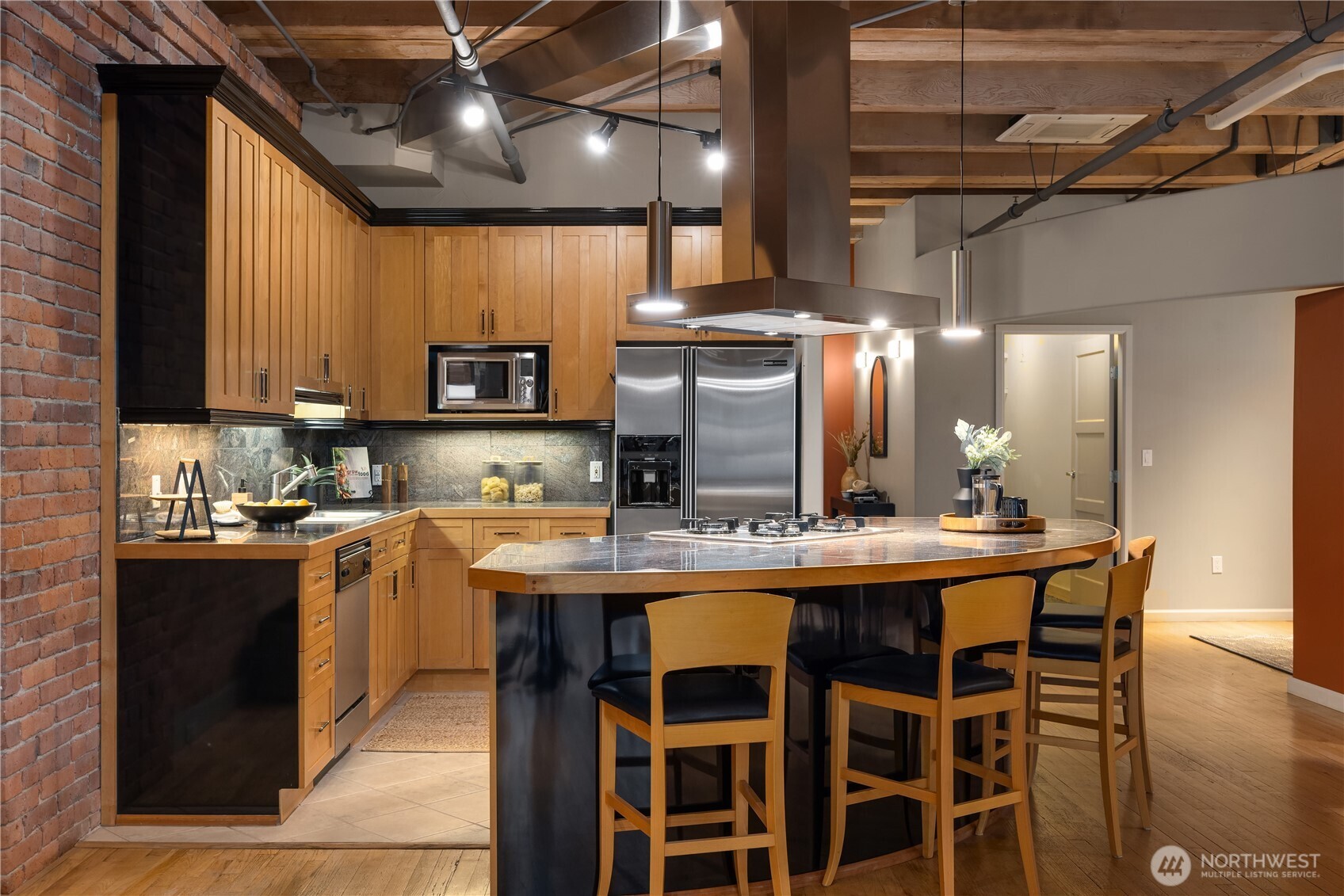 210 3rd Avenue S Unit: 2C