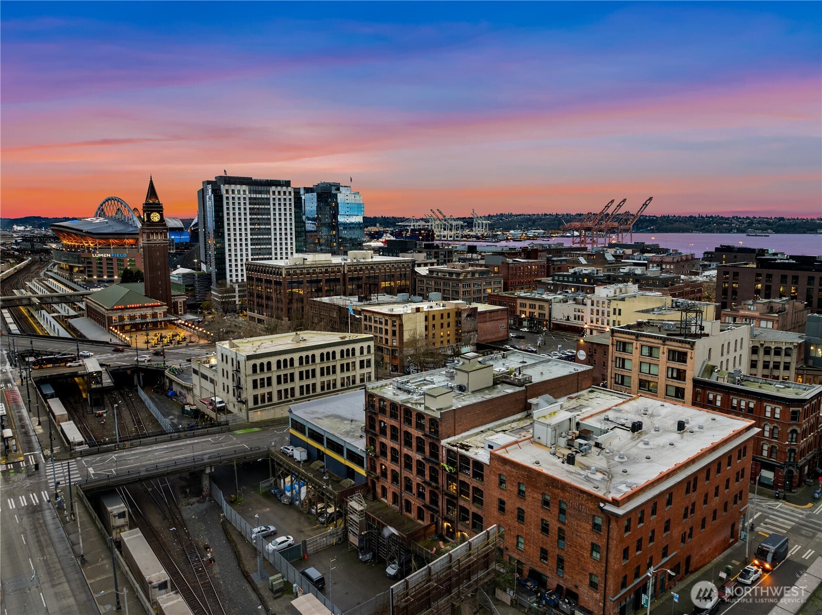 210 3rd Avenue S Unit: 2C