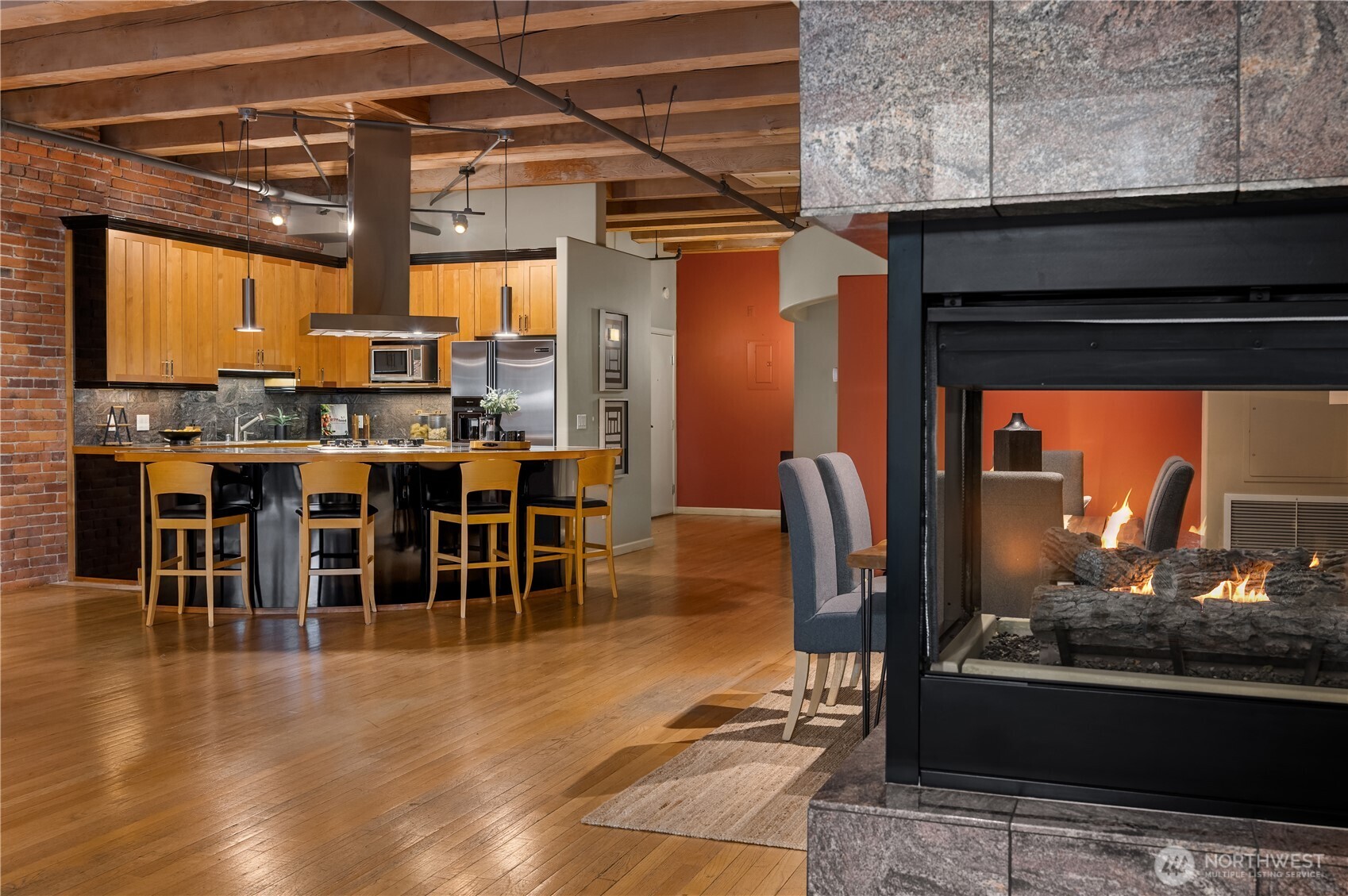 210 3rd Avenue S Unit: 2C