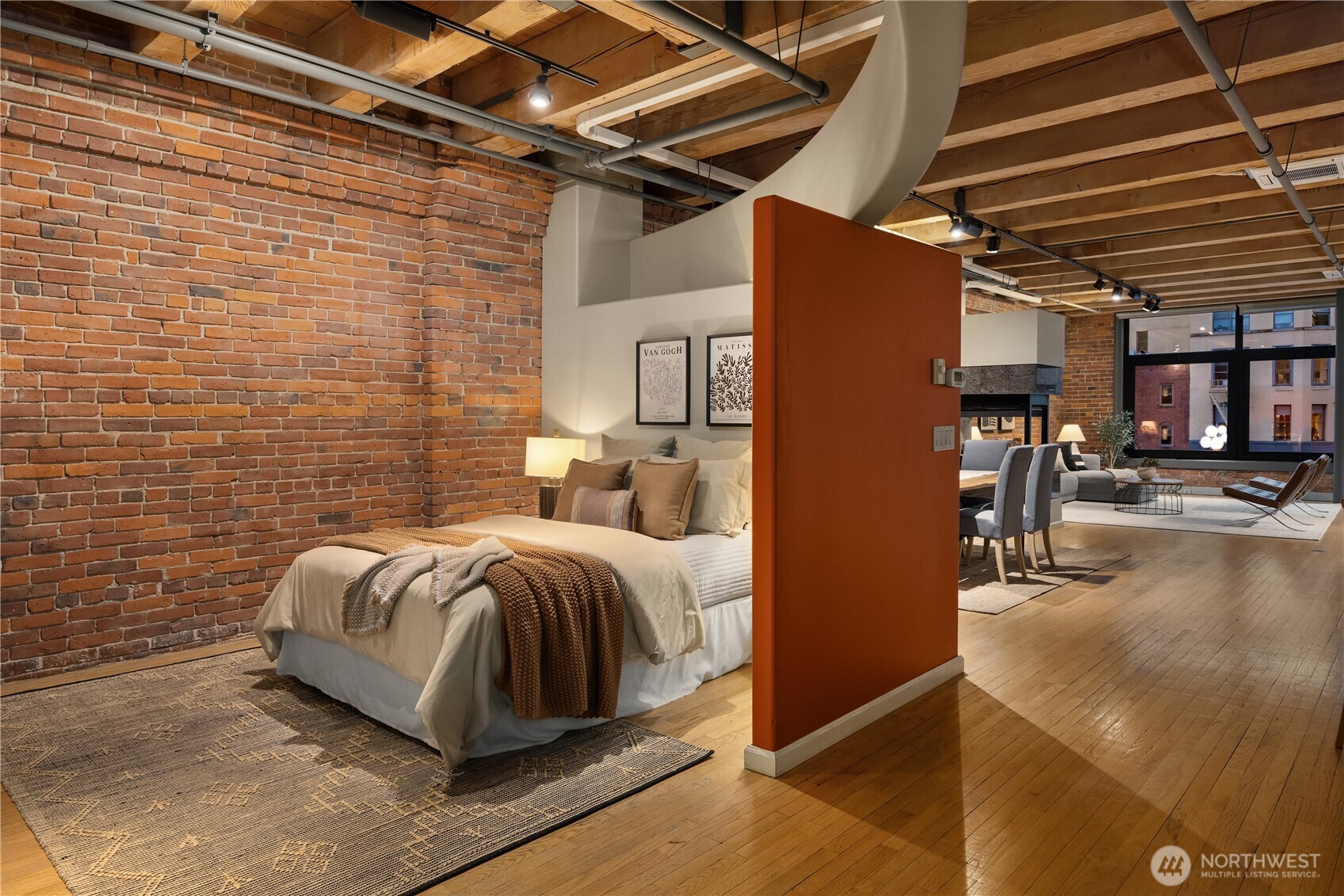 210 3rd Avenue S Unit: 2C