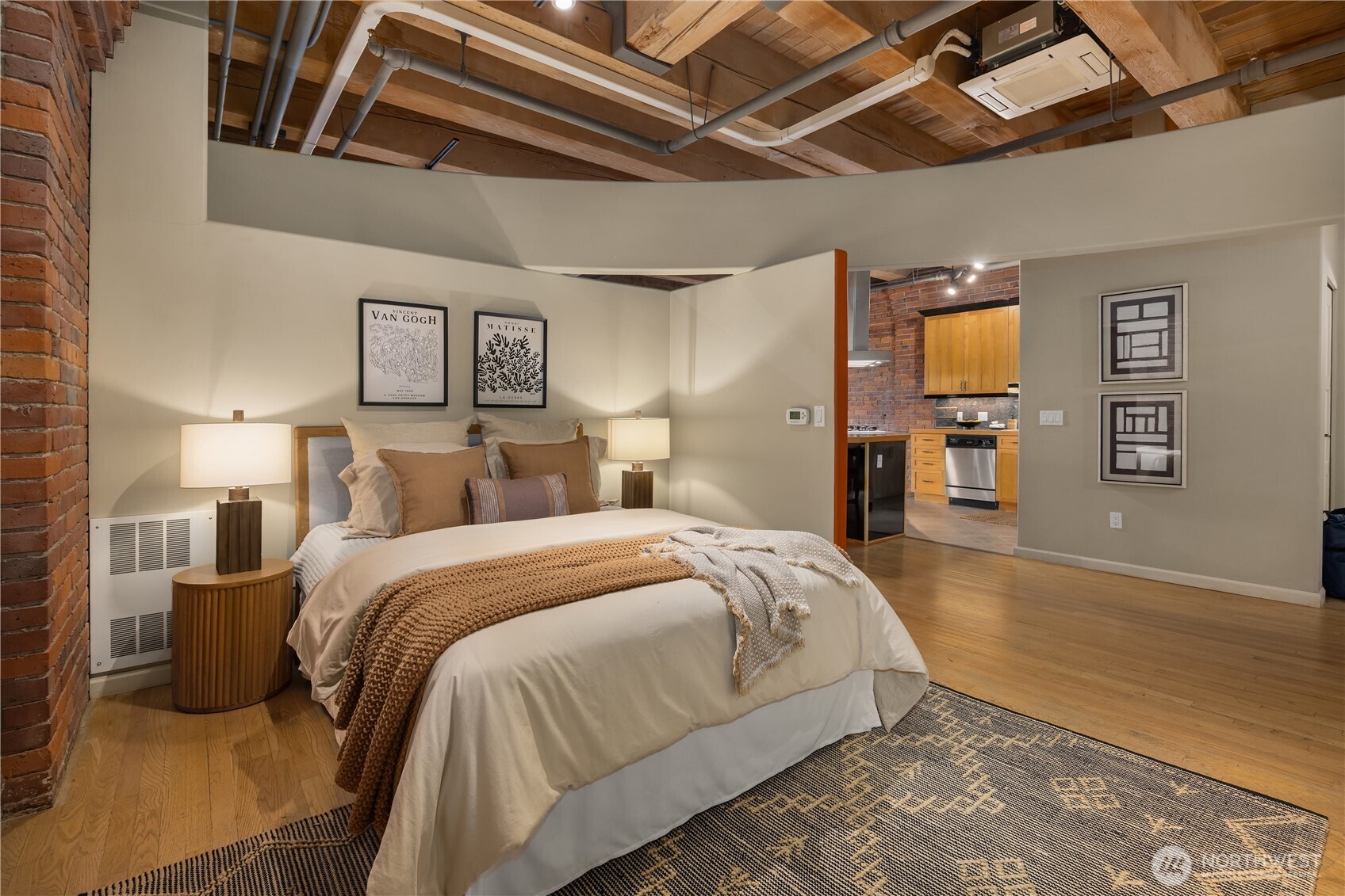 210 3rd Avenue S Unit: 2C