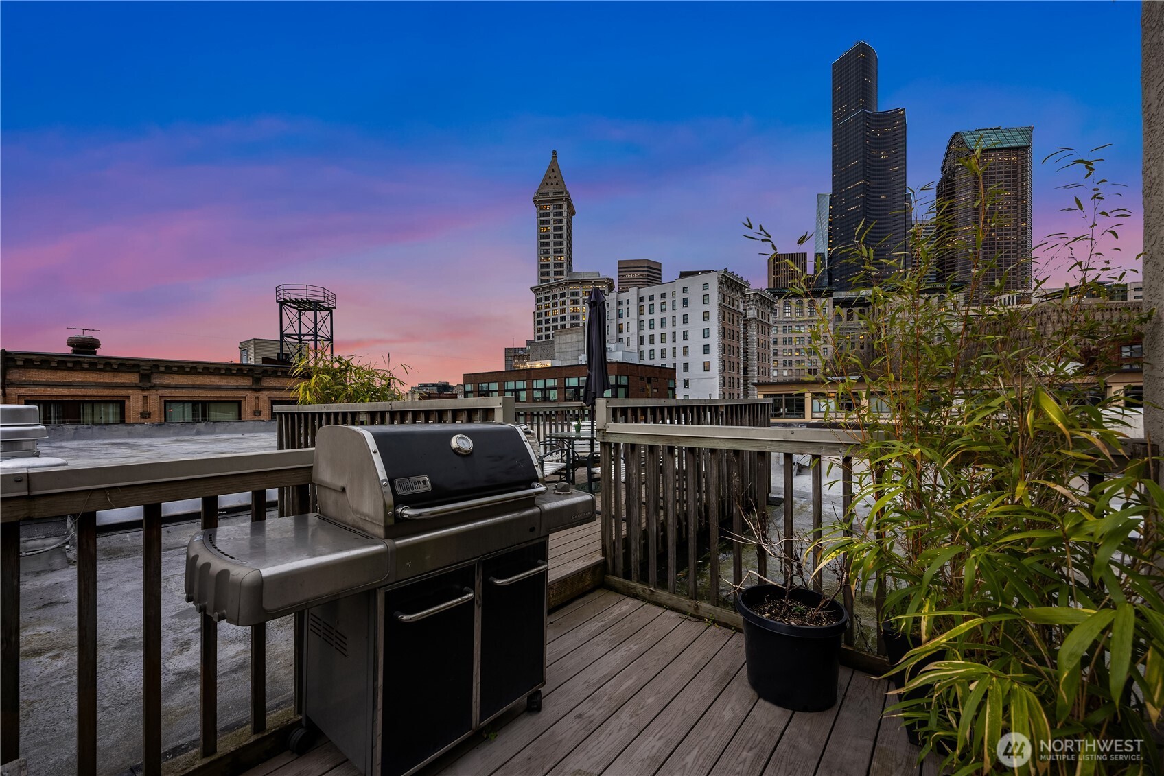 210 3rd Avenue S Unit: 2C