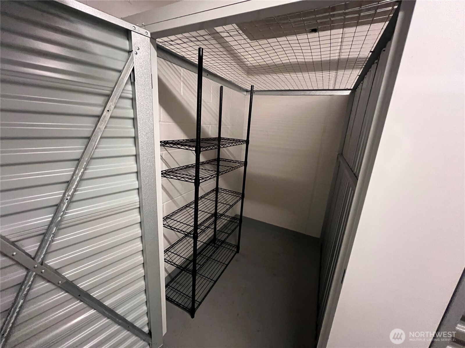 588 Bell Street Unit: 801s