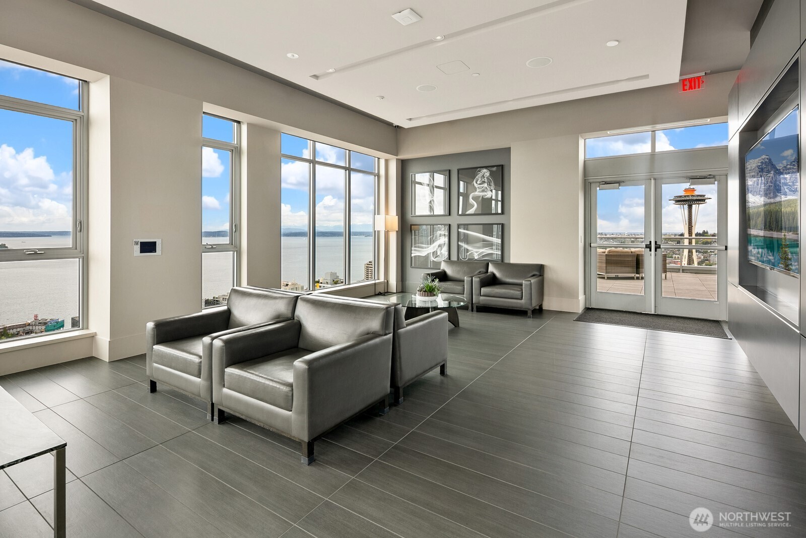 588 Bell Street Unit: 801s