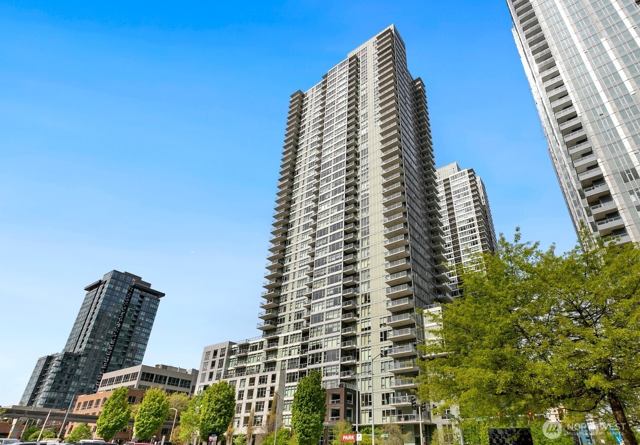 588 Bell Street Unit: 801s
