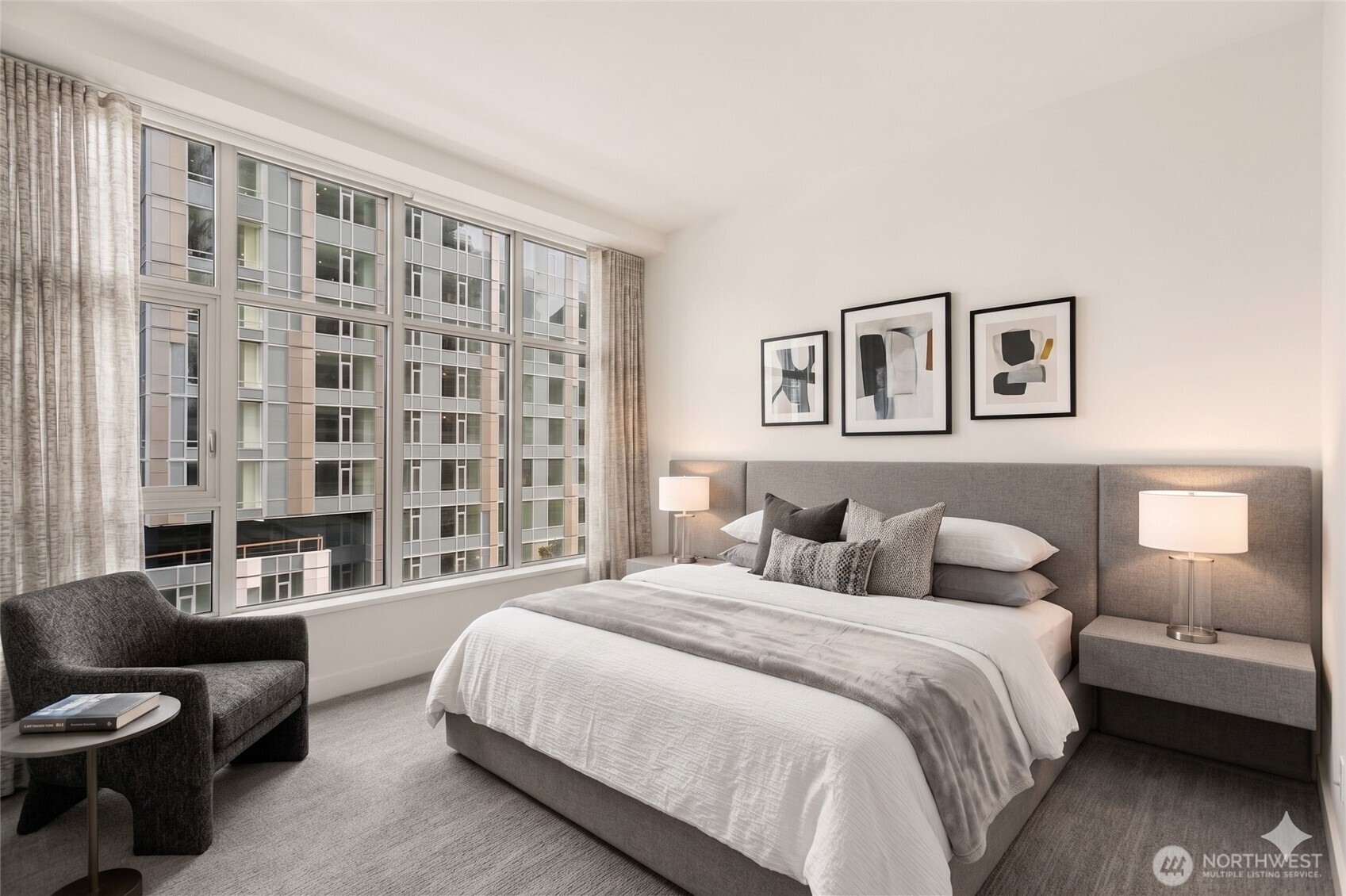 588 Bell Street Unit: 801s